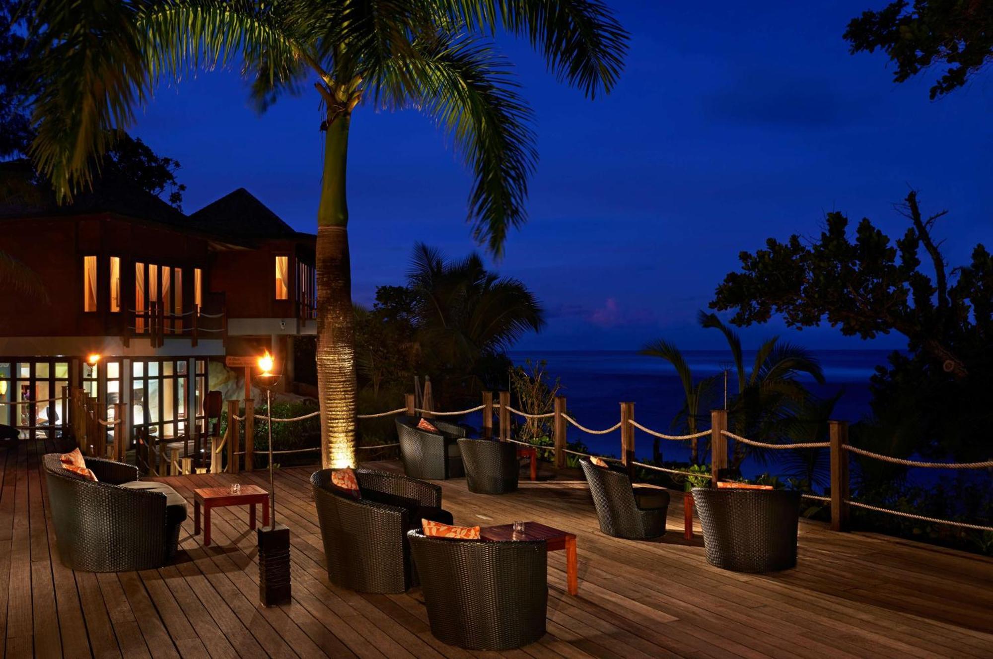 Doubletree By Hilton Seychelles Allamanda Resort & Spa Takamaka Exteriér fotografie