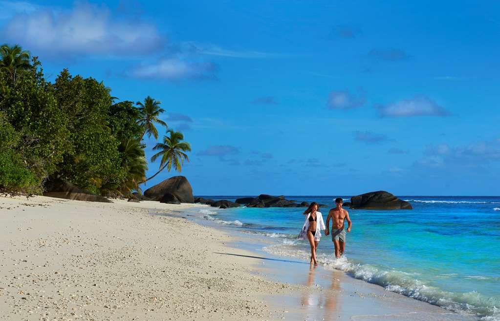 Doubletree By Hilton Seychelles Allamanda Resort & Spa Takamaka Exteriér fotografie